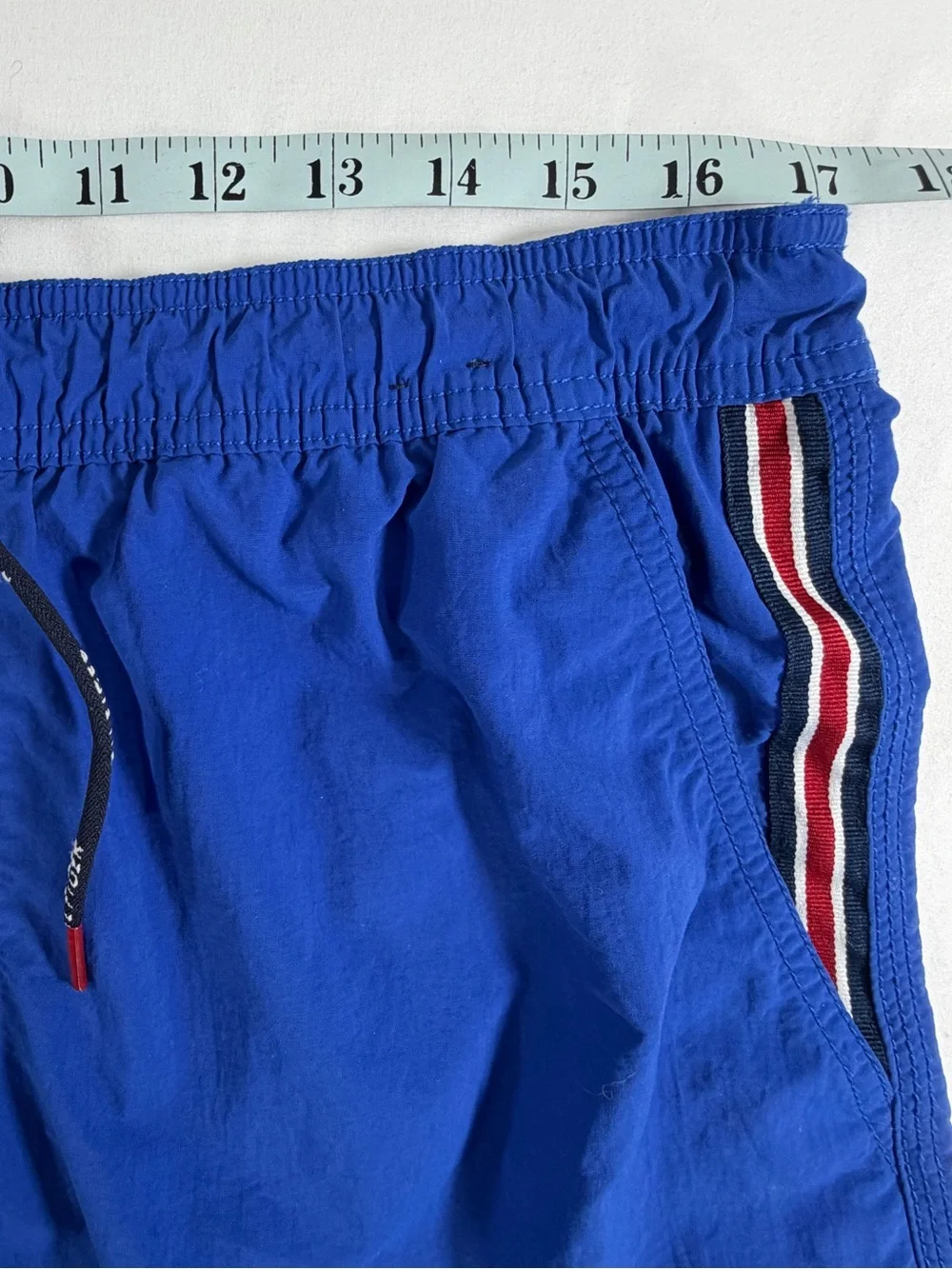 Tommy Hilfiger Swim Trunks Men’s Medium Blue Drawstring Lined‎ Shorts